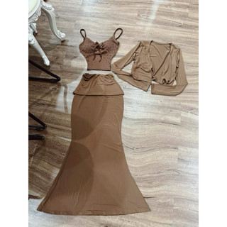 Set 3 món áo hai dây chấm bi + châb váy đuôi cá + khoác