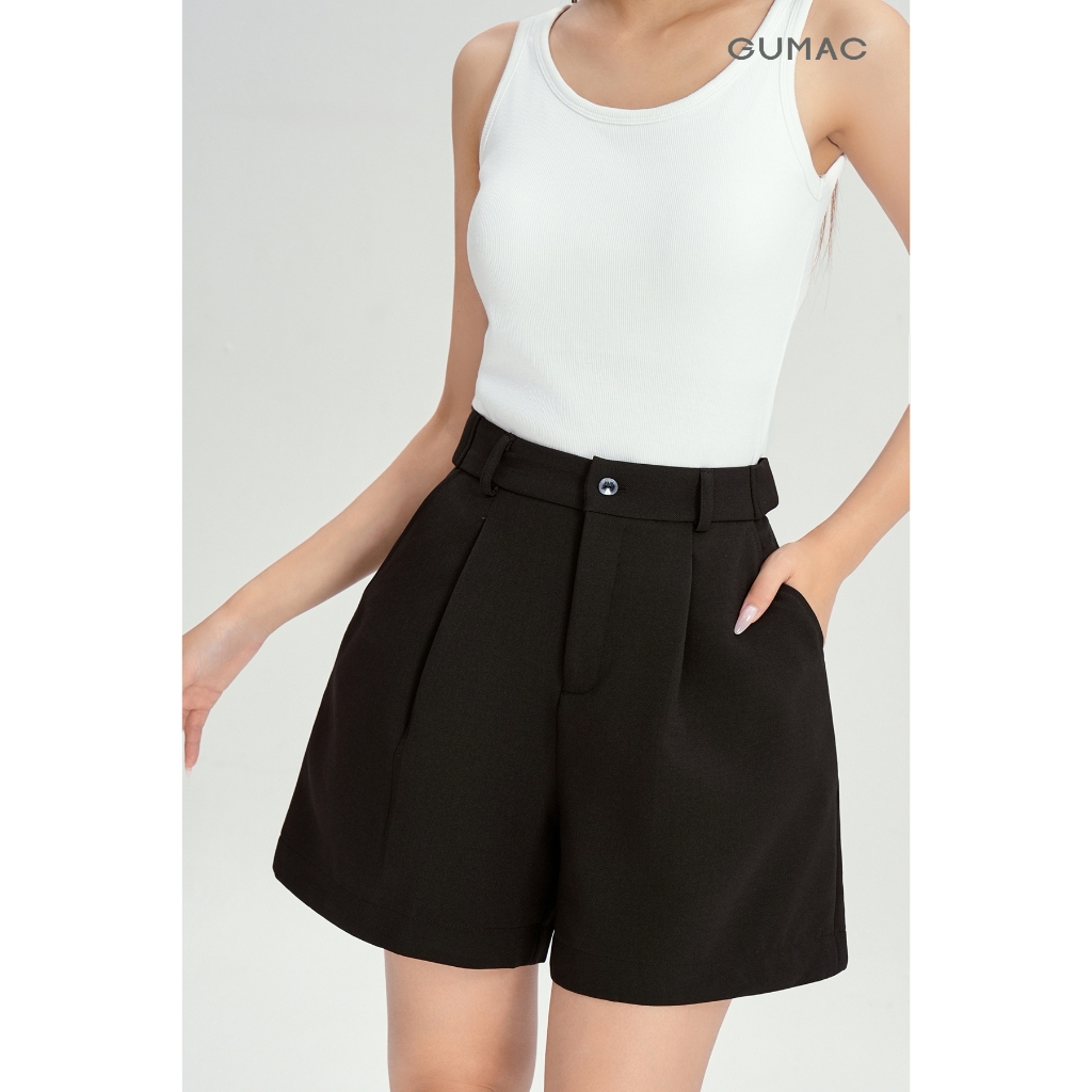 Quần Short Nữ GUMAC Kiểu Xếp Ly Lưng Rời Quai Dê Có Túi Xéo Trẻ Trung SHF10010