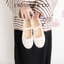 - Giày búp bê nữ balletcore lưới phối hoa quai ngang kiểu dáng basic màu kem - EL125