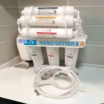 Máy lọc nước nano geyser 8 lõi lọc - Lọc sạch vi khuẩn , giữ nguyên khoáng chất