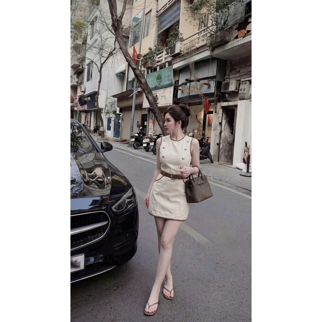 ZIMM STORE-Bộ đồ màu be thiết kế cúc đồng kèm thắt nạt da phong cách Old Money