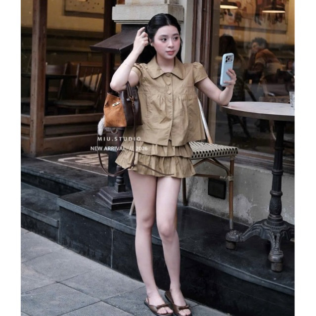 Set Áo babydoll cổ đức tay ngắn phối chân váy ngắn xếp tầng style HQ trẻ trung mặc đi chơi, cafe sang chảnh