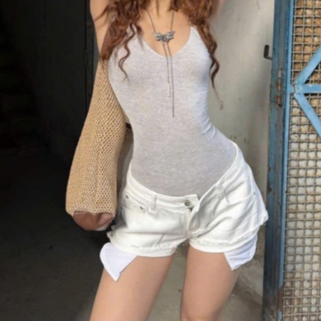 THE QUẠO - Quần short jean nữ dáng ngắn cạp trễ rách gấu lòi túi 1304_754