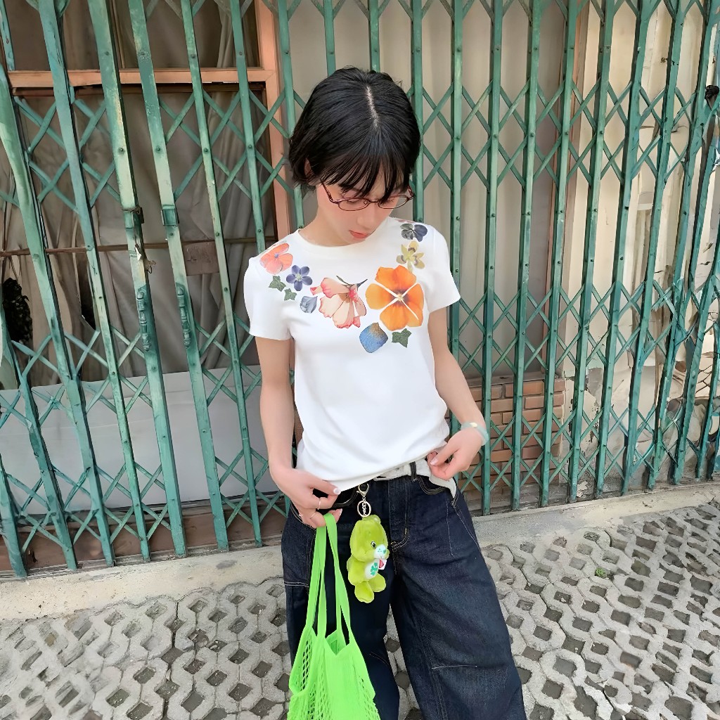 Áo Thun Cổ Viền Hoa Nổi Bật, Chất Cotton Mềm Mịn, Có Kèm Hình Thật.