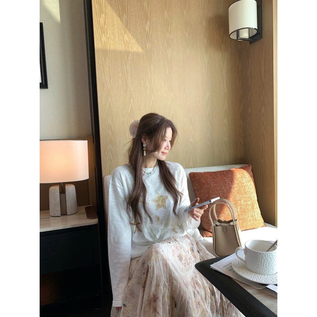 Áo dài tay xượt Trắng in hình Sao Biển mặc hè, mặc đi chơi siêu xinh JULY FASHION, Áo thun nữ tay dài chất xượt mềm mịn