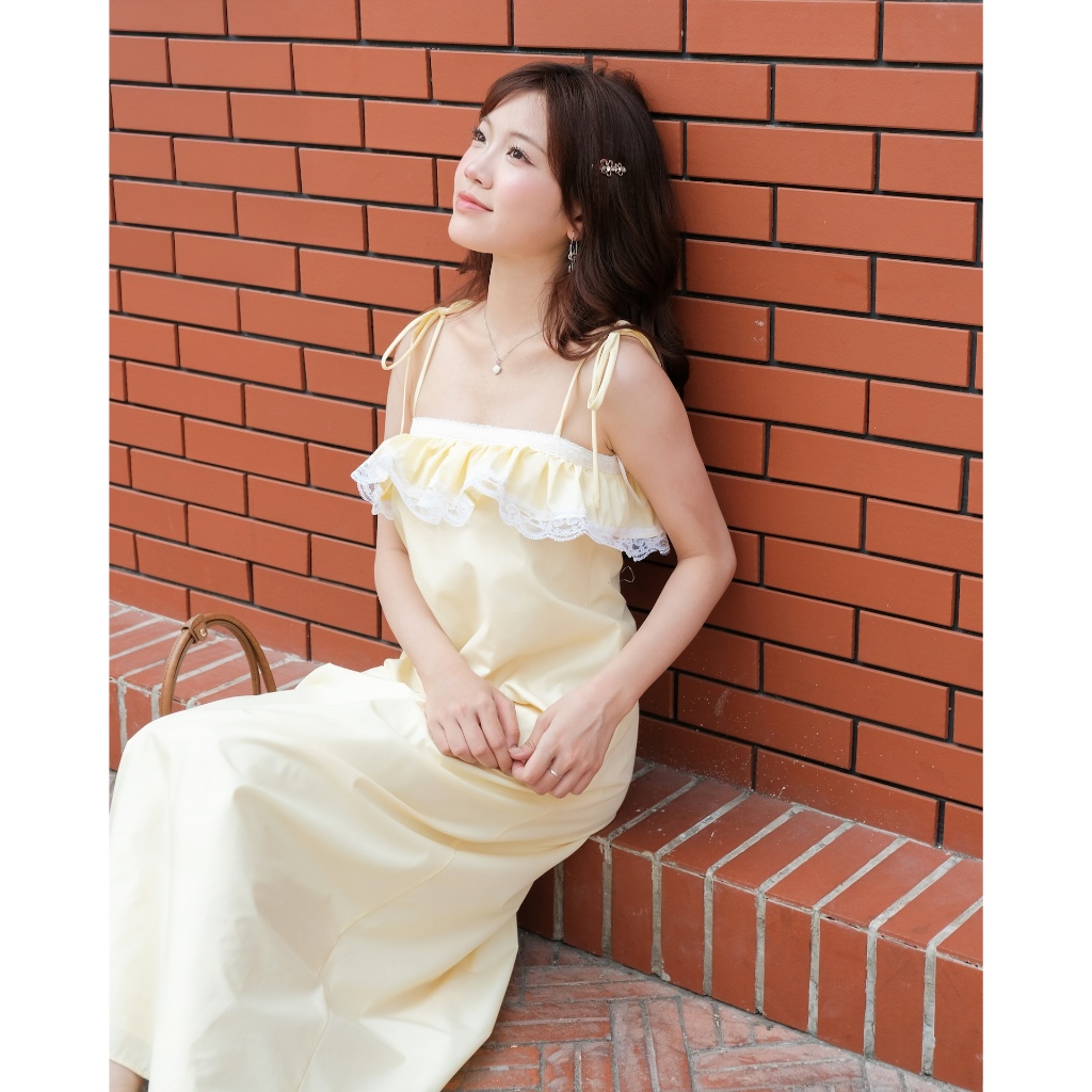 Đầm Dài Nữ HARLIK DRESS  Hai Dây Phối Ren Cột Nơ Dáng Suông Mùa Hè 2026 Secodee