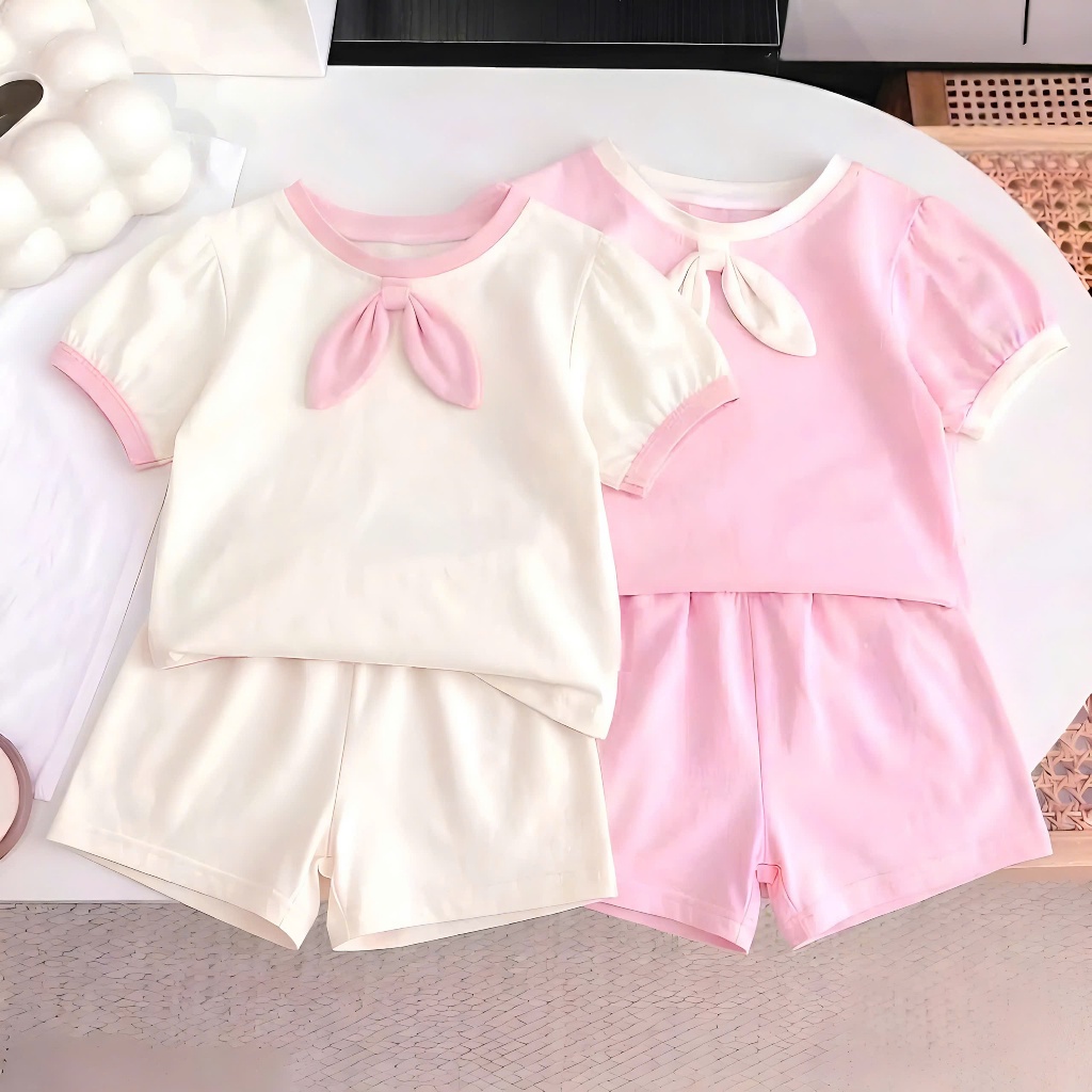 1-5 tuổi.Sét quần áo xinh cho bé gái,áo đính tai thỏ trước ngực mikky,chất vải cotton mềm mịn thấm hút mồ hôi.M80