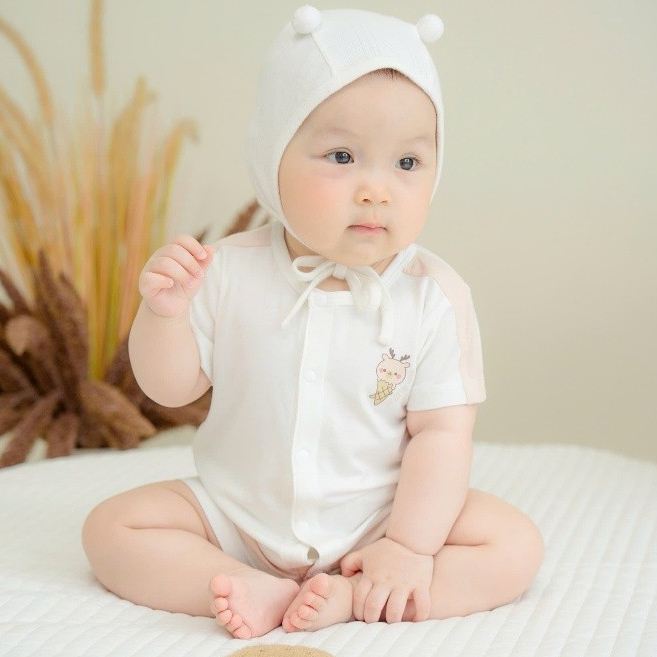 Bộ quần áo cộc tay cài thẳng smoothy dànhcho bé LiL - Little Love (LCT44)