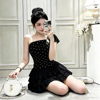 QCL1 5560 Áo lệch vai chấm bi phối kim loại, sẵn đệm ngực mới về siêu hot siêu đẹp(Freesize)