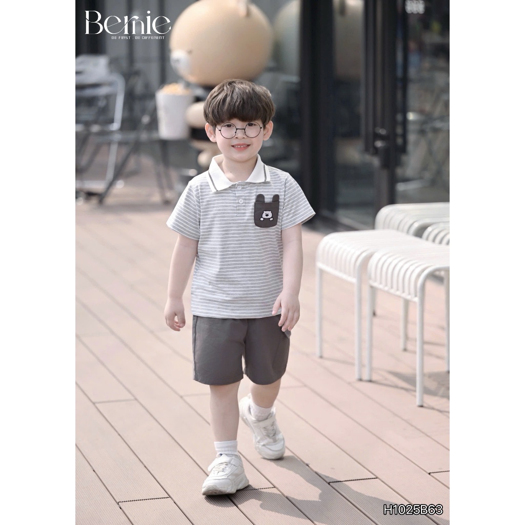 (Hãng Bernie)Bộ quần áo polo cổ dệt  bé trai hoạ tiết kẻ ngang  phối túi  thêu cún , chất áo cotton co dãn, mềm mại kèm