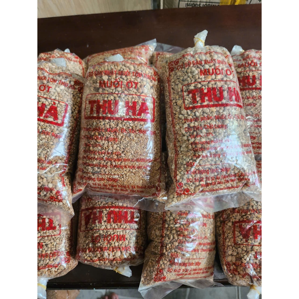 Muối Ớt Thu Hà - 500g Gốc Tây Ninh - Chay mặn đều dùng được - dùng pha muối trộn, chấm trái cây.
