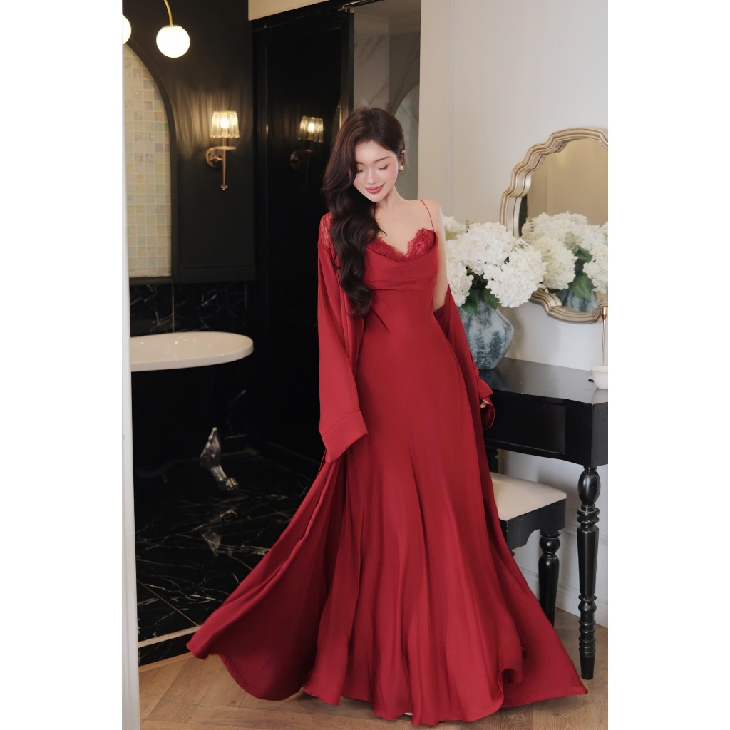 Váy Lụa Dài Phối Ren Thiết Kế Cao Cấp Từ Lụa Ngọc Trai – Váy Ngủ Luxury Quyến Rũ Sang Trọng