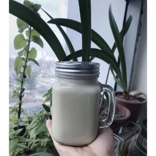 Cốc thuỷ tinh  500 ml có  quai , nắp kín đậy
