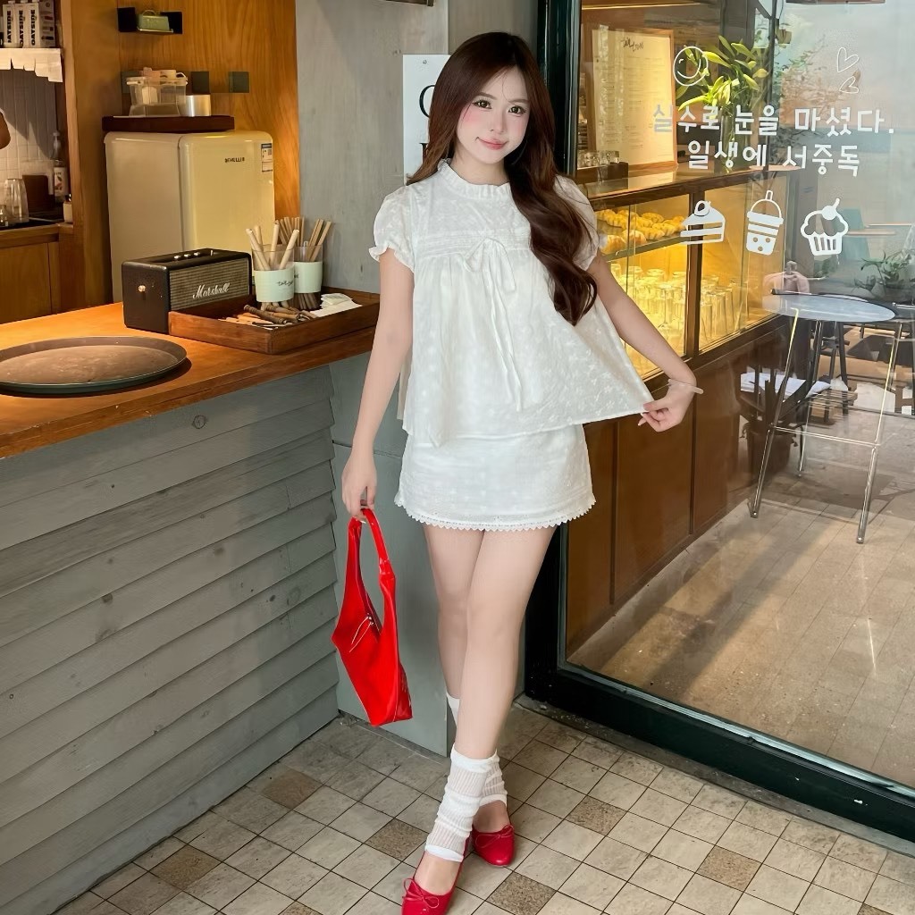 Set áo cổ viền bèo thắt dây nơ kèm chân váy A cạp sau chun phối ren điệu đà LALA S62