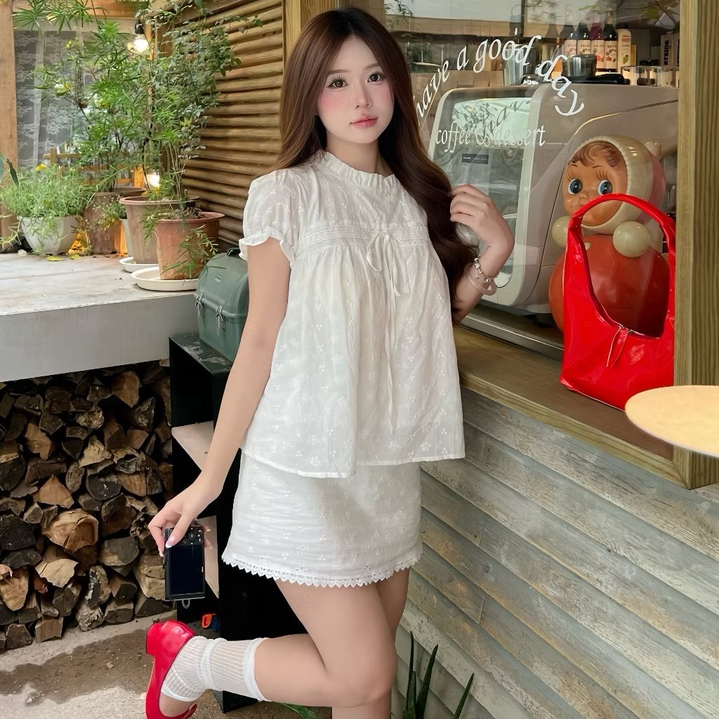 Set áo cổ viền bèo thắt dây nơ kèm chân váy A cạp sau chun phối ren điệu đà LALA S62