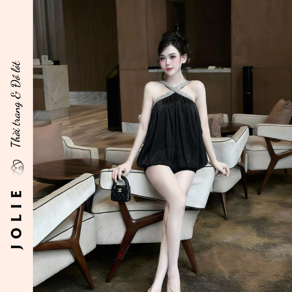 Váy Yếm Tơ Ánh Kim Dáng Xòe Đính Đá Cổ Chéo Sang Trọng JOLIE
