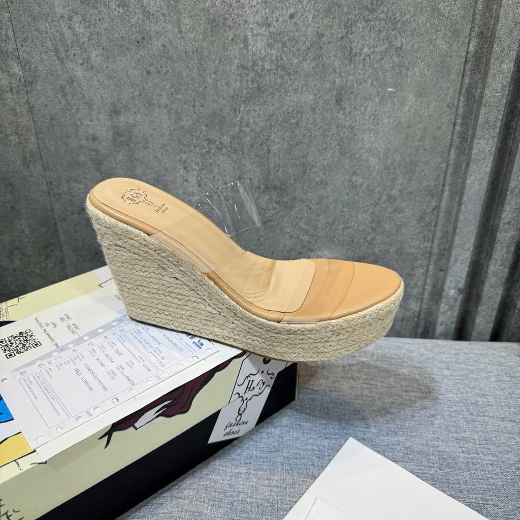 👠🕶️🎒👜…Dép xuồng quai trong