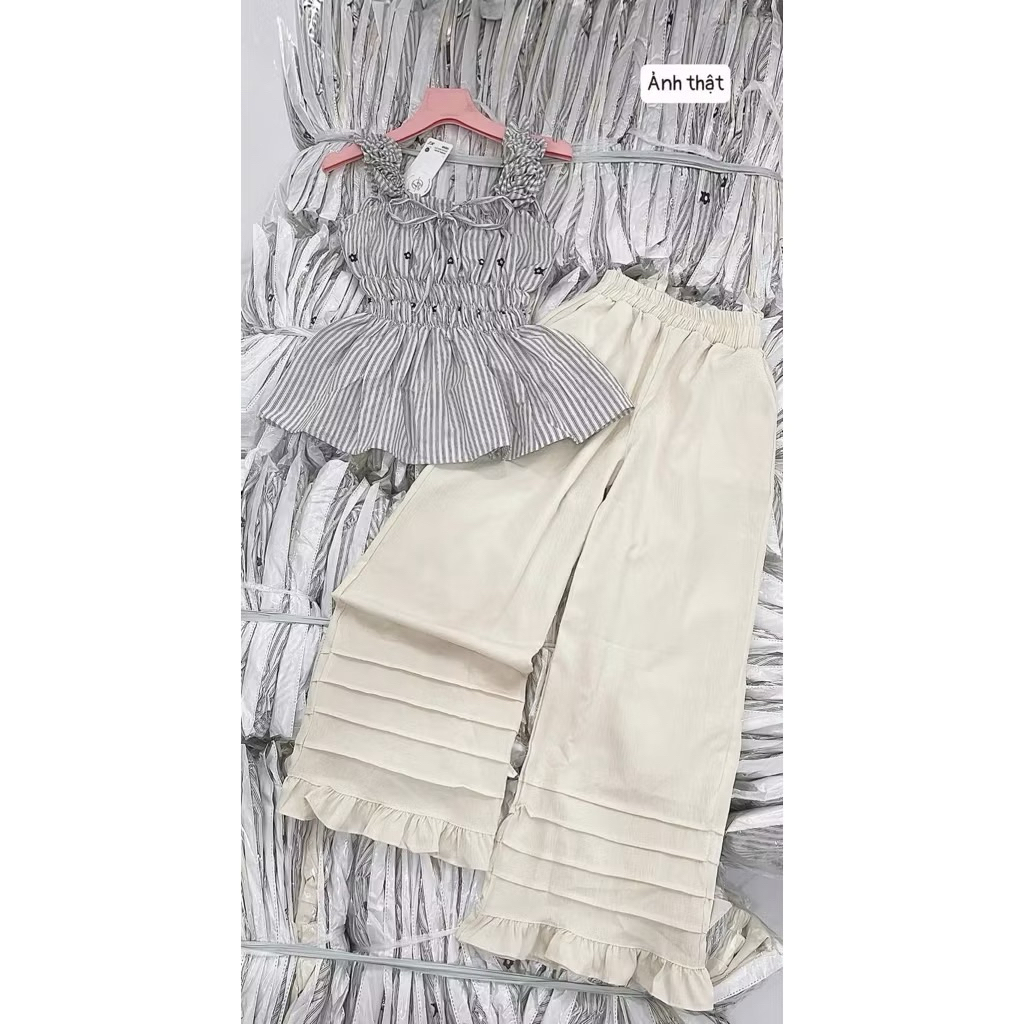 L99- sét bộ thiết kế, áo nhún sọc dây hoa kiểu mix quần đũi suông lai bèo (38-56kg)