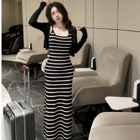 Sét đầm 2 dây sọc dáng dài + khoác đen tay dài,chất thun zip lụa thời trang