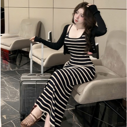 Sét đầm 2 dây sọc dáng dài + khoác đen tay dài,chất thun zip lụa thời trang