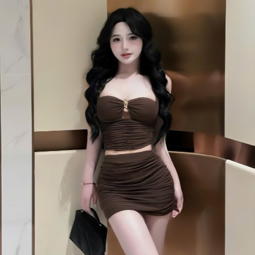 Sét áo dây yếm khoét giữa đính khoen + cv ngắn nhún 2 bên,chất thun Ladong thời trang