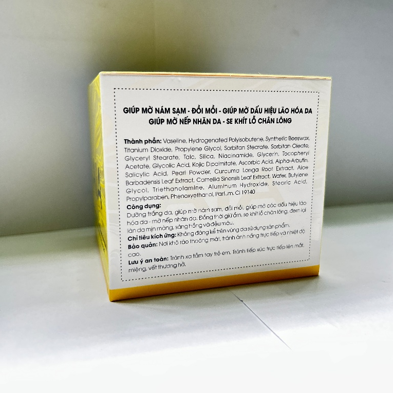 Kem Face AIA Dưỡng Trắng Da [Vàng] - Hỗ Trợ Thu Nhỏ Lỗ Chân Lông, Cấp Ẩm Vitamin E B3