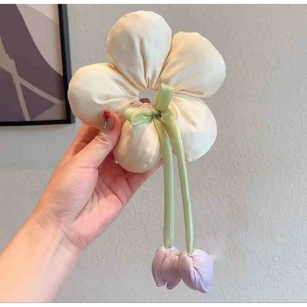 Cột hoa phồng tulip nơ 5 cánh dễ thương mẫu mới phongcách Hàn