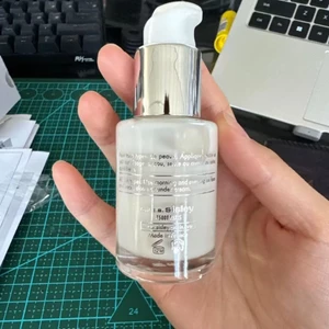 Sữa Dưỡng Sang Trọng Sisley 30ml - Dưỡng Da Sâu Từ Bên Trong, Giảm Nếp Nhăn & Làm Đều Màu Da