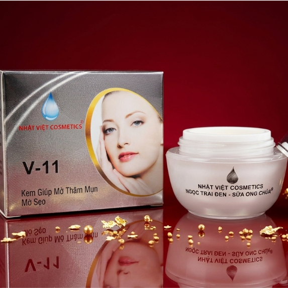 Kem Dưỡng Da Nhật Việt V11 [Xám] - Dưỡng Sáng Mịn, Kiểm Soát Nhờn, Cải Thiện Bề Mặt Da 10g