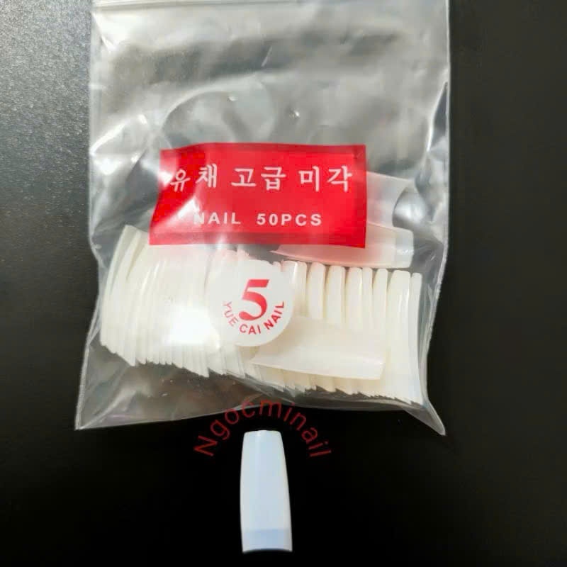 Móng giả Nail đủ số màu trong màu đục tự nhiên
