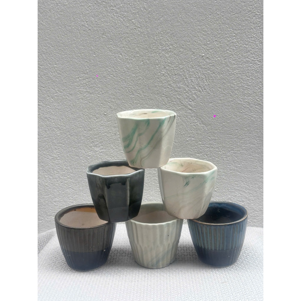 Giao Ngẫu Nhiên Chậu trồng sen đá, xương rồng trang trí decor bàn học, làm việc, chất liệu men sứ (nhiều loại)