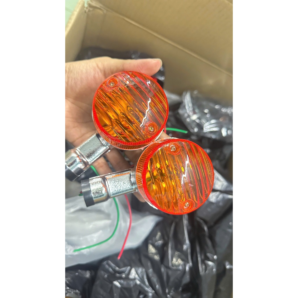Cặp đèn xi nhan sau gắn cho xe Cub mới 50cc.- có 2 màu ( trắng , đen )