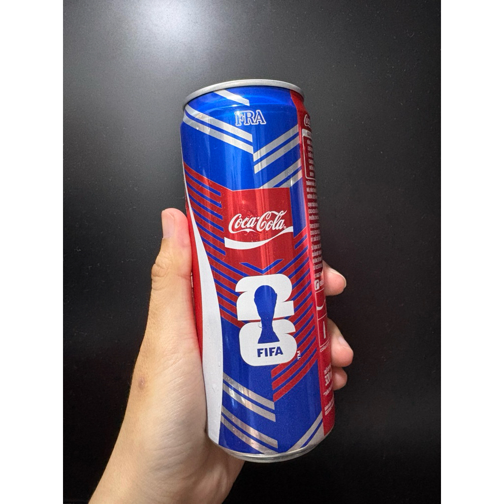 Lon Coca cola phiên bản đội tuyển Pháp Mbappé kỉ niệm world cup 2026