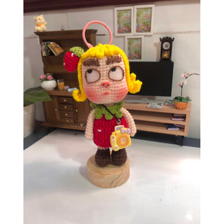 búp bê len moody mặt quạo tặng kèm chân đế