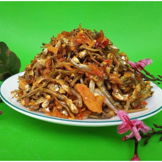 Cá Cơm Rim Tỏi Ớt Nha Trang 300g – Đặc Sản Khô Ăn Liền, Không Chất Bảo Quản
