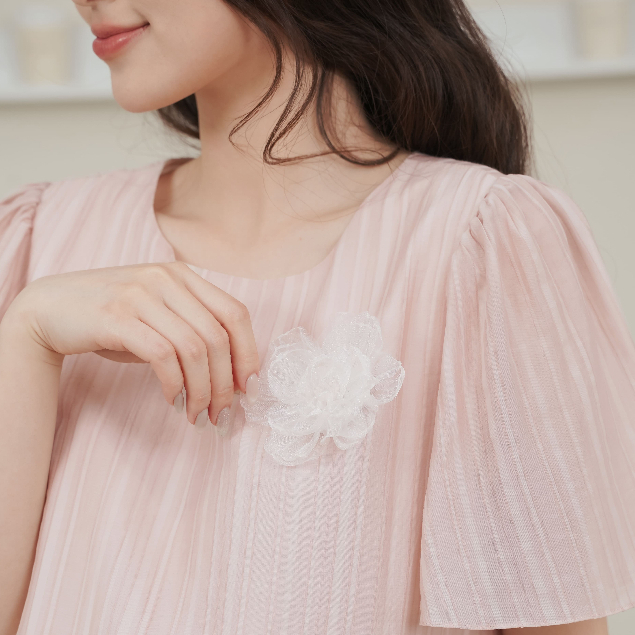 Váy bầu, đầm bầu chất liệu tơ mềm thêu hoa Honey Dress dáng suông phù hợp cho mẹ bầu và sau sinh BY L'AMME