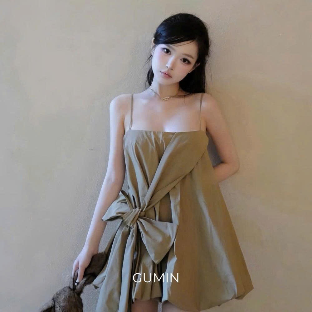 Váy hai dây ngắn GUMIN thiết kế vạt nơ chéo eo dáng bồng bí tiểu thư, Đầm nữ 2 dây tiểu thư sang chảnh