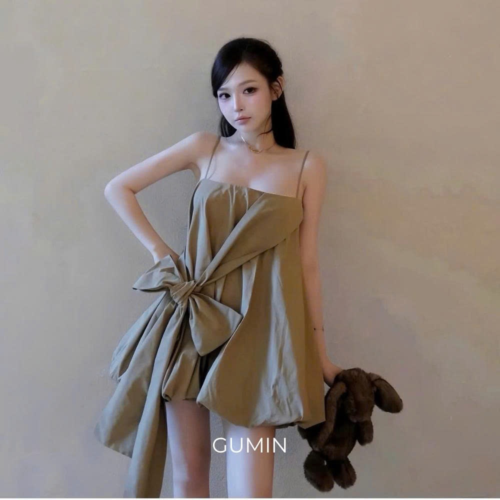 Váy hai dây ngắn GUMIN thiết kế vạt nơ chéo eo dáng bồng bí tiểu thư, Đầm nữ 2 dây tiểu thư sang chảnh