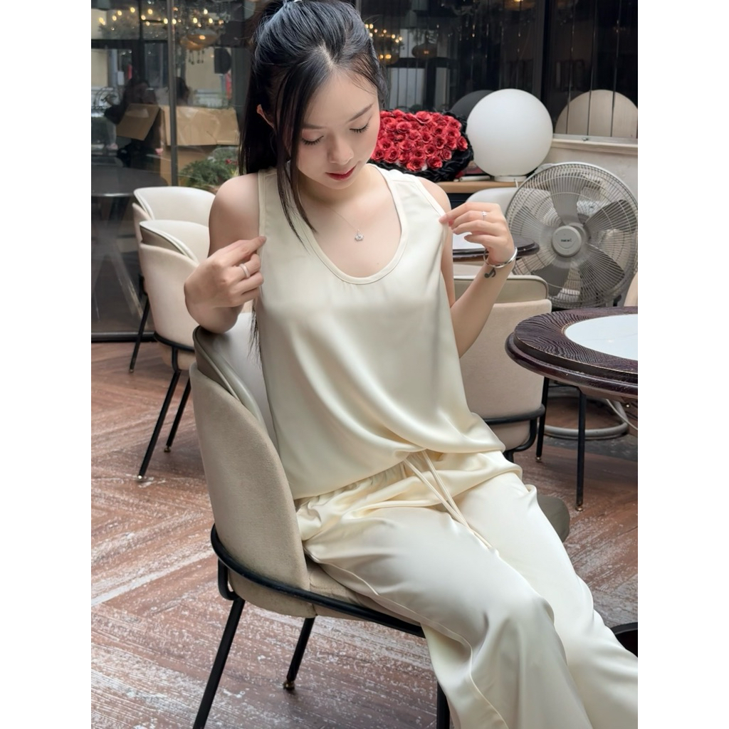 Set Bộ Lụa Tô Châu Cao Cấp Áo Tank Quần Suông Thanh Lị