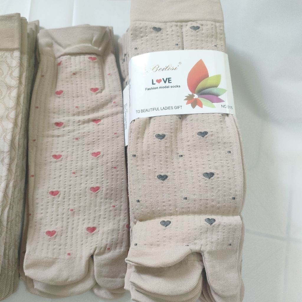 1 đôi tất vớ chân xỏ ngón hàng cao cấp dày đẹp có họa tiết