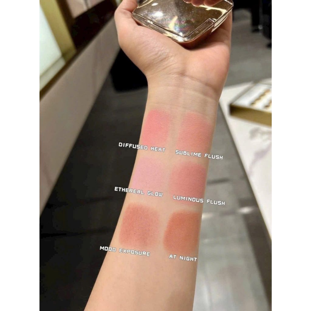 Phấn má hồng HG Ambient Lighting Blush fullszie 4.2g