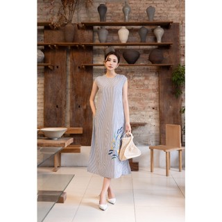 SWANLAKE | Váy Đầm Nữ Suông Sát Nách Vải Cotton Sọc Thêu Hoa Cổ Tròn Dạo Phố Du Lịch Hè D13550