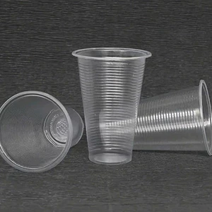 Set 100 ly nhựa có nắp 500ml. Ly nhựa dạng viền dùng 1 lần trong suốt gọn nhẹ, tiết kiệm, chắc chắn