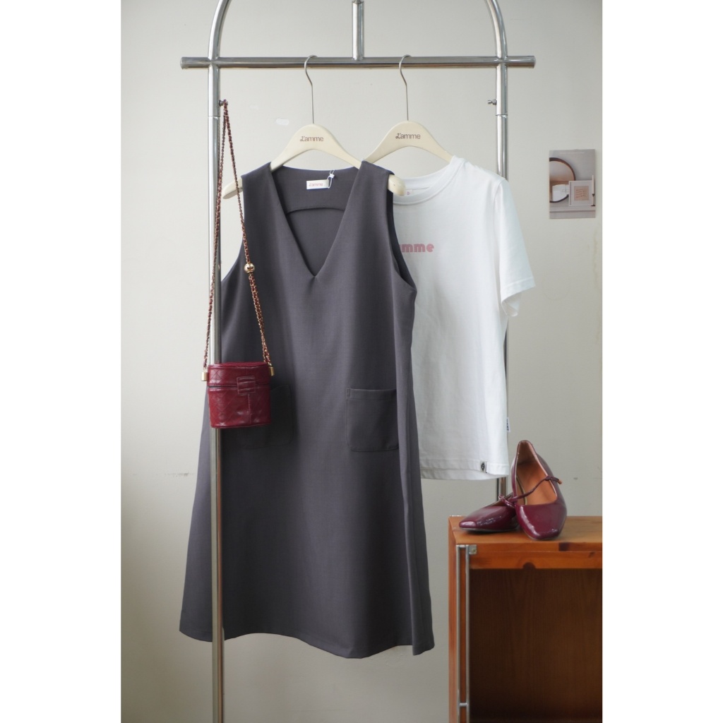 Yếm bầu công sở, yếm suông Helene Dress chất liệu chéo hàn cao cấp với họa tiết kẻ sọc dễ phối thiết kế BY L'AMME