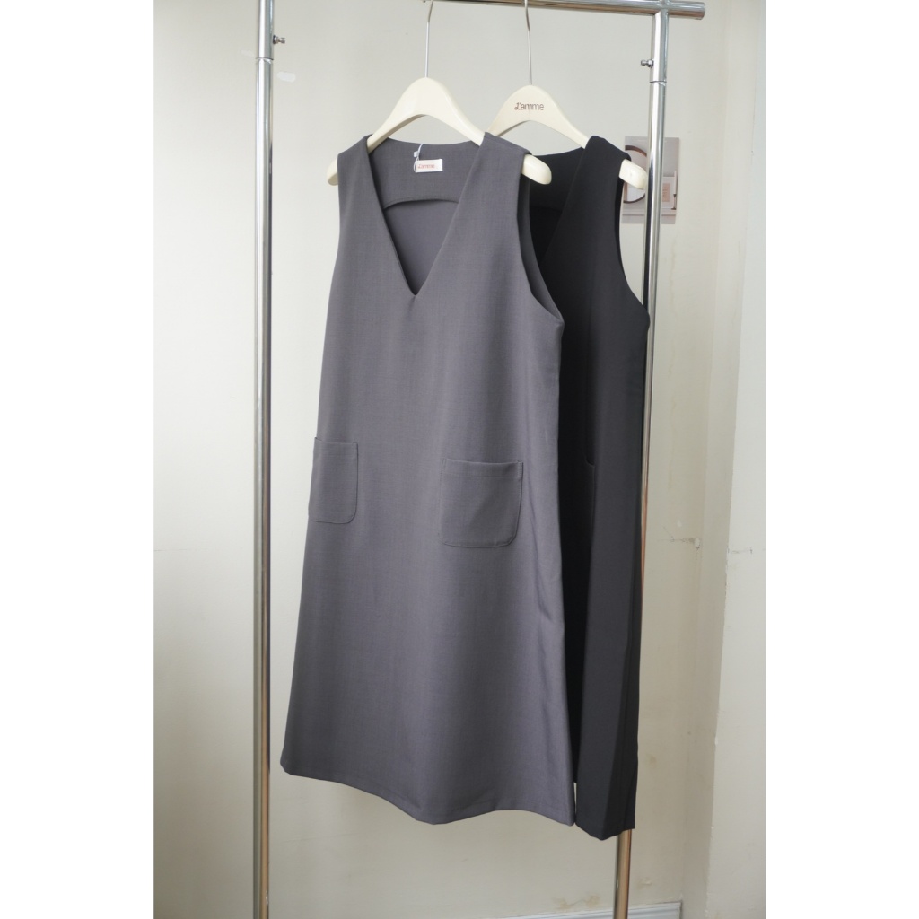 Yếm bầu công sở, yếm suông Helene Dress chất liệu chéo hàn cao cấp với họa tiết kẻ sọc dễ phối thiết kế BY L'AMME