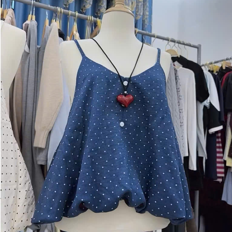 [TẶNG CHAM CUTE]￼[CÓ TÁCH LẺ] Set Yếm Chấm Bi Dáng Bí Phối Cúc Kèm Áo Tay Bồng Tiểu Thư có tách lẻ mẫu mới 2026