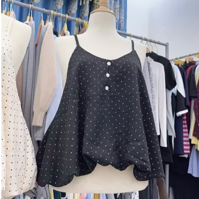[TẶNG CHAM CUTE]￼[CÓ TÁCH LẺ] Set Yếm Chấm Bi Dáng Bí Phối Cúc Kèm Áo Tay Bồng Tiểu Thư có tách lẻ mẫu mới 2026