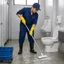 Cây Chà Sàn Nhà Tắm 2in1 Kèm Gạt Nước Màu Trắng, Chổi Cọ Sàn Lông Cứng Cán Dài