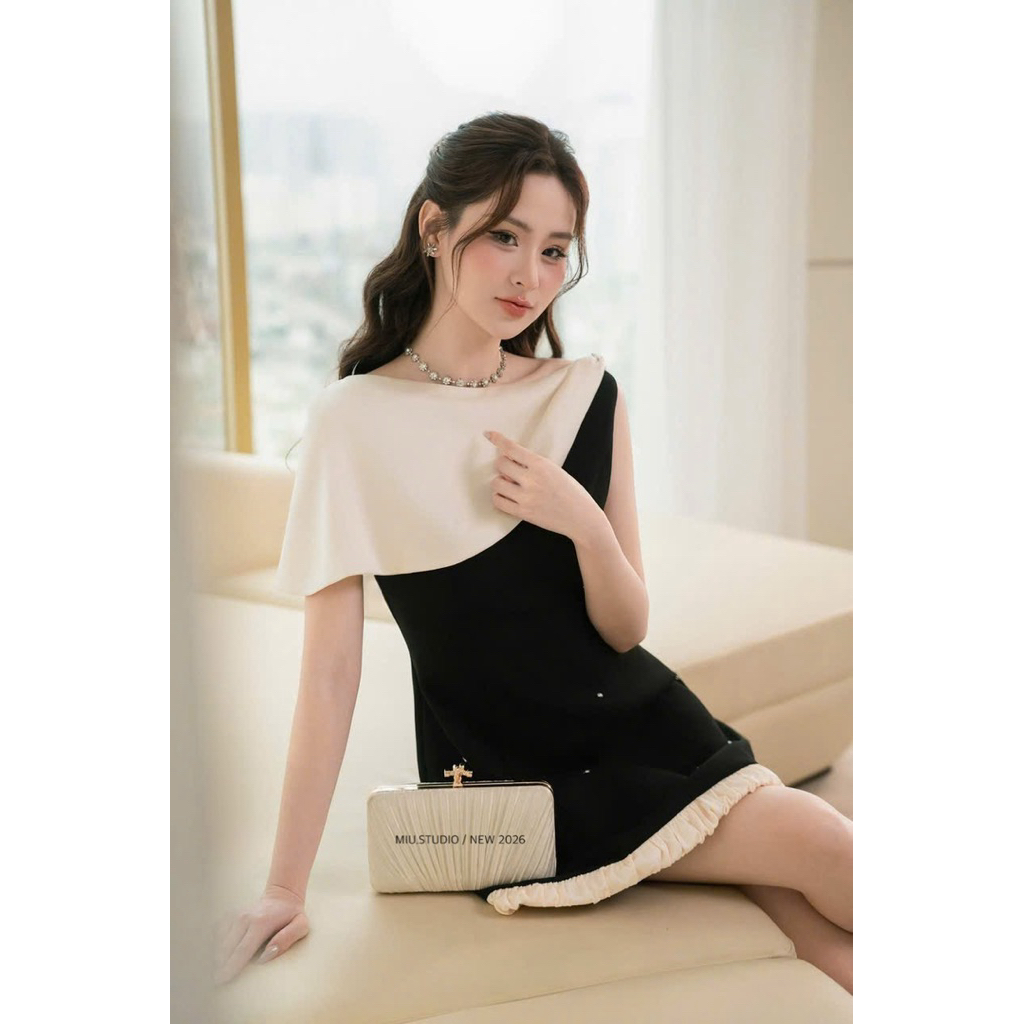 Đầm nữ lệch vai dáng ngắn phối vạt tơ khâu đá cao cấp , Váy thiết kế dáng A tiểu thư phối viền bèo thanh lịch sang chảnh