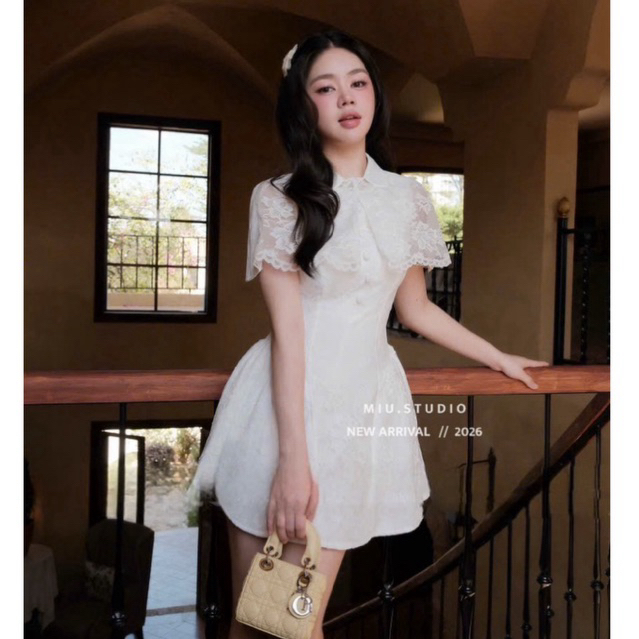 Váy nữ tiểu thư chất liệu ren hoa cao cấp , Đầm sát nách chiết eo dáng xoè kèm choàng ren tay ngắn thanh lịch sang chảnh